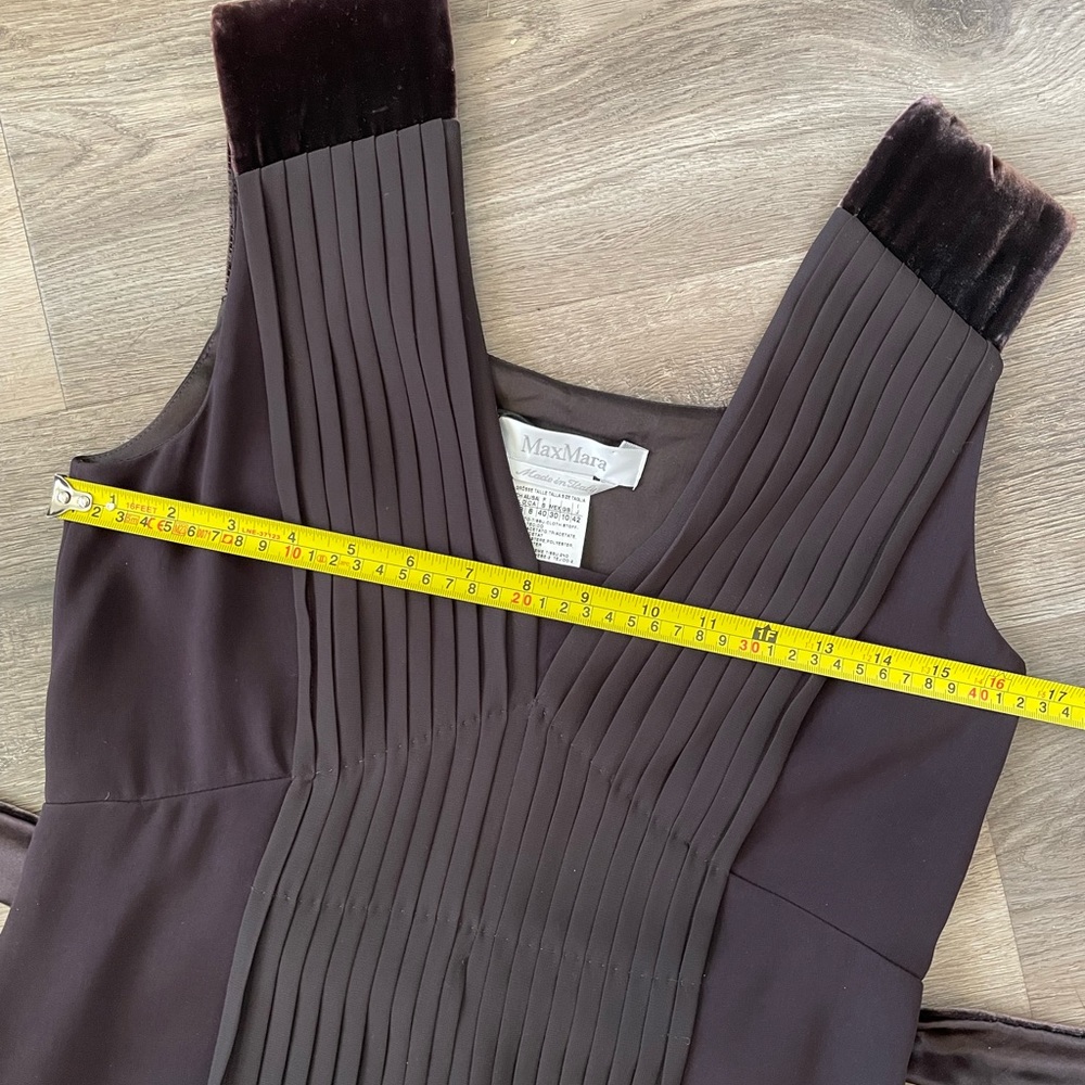 Max Mara Espresso Brown Pleated Fit and Flare Dress Velvet Sash Tie Midi 40 8 - Picture 7 of 13